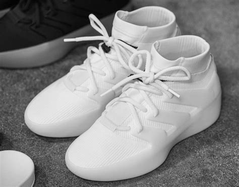 adidas 190g schuhe|Adidas Fear of God Athletics 2 Basketball Sneaker .